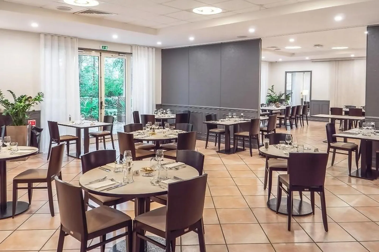 Lieux événementiels, LE QUAI FLEURI