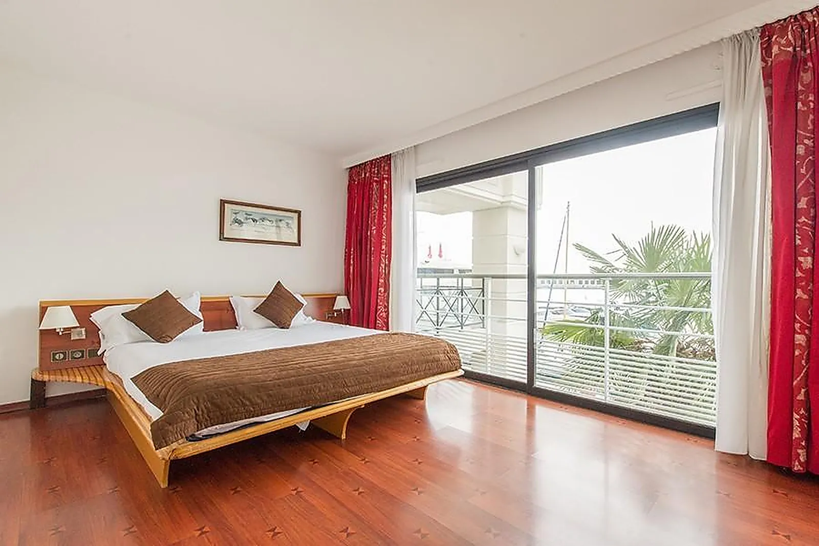 Lieux événementiels, LE QUAI DES PRINCES