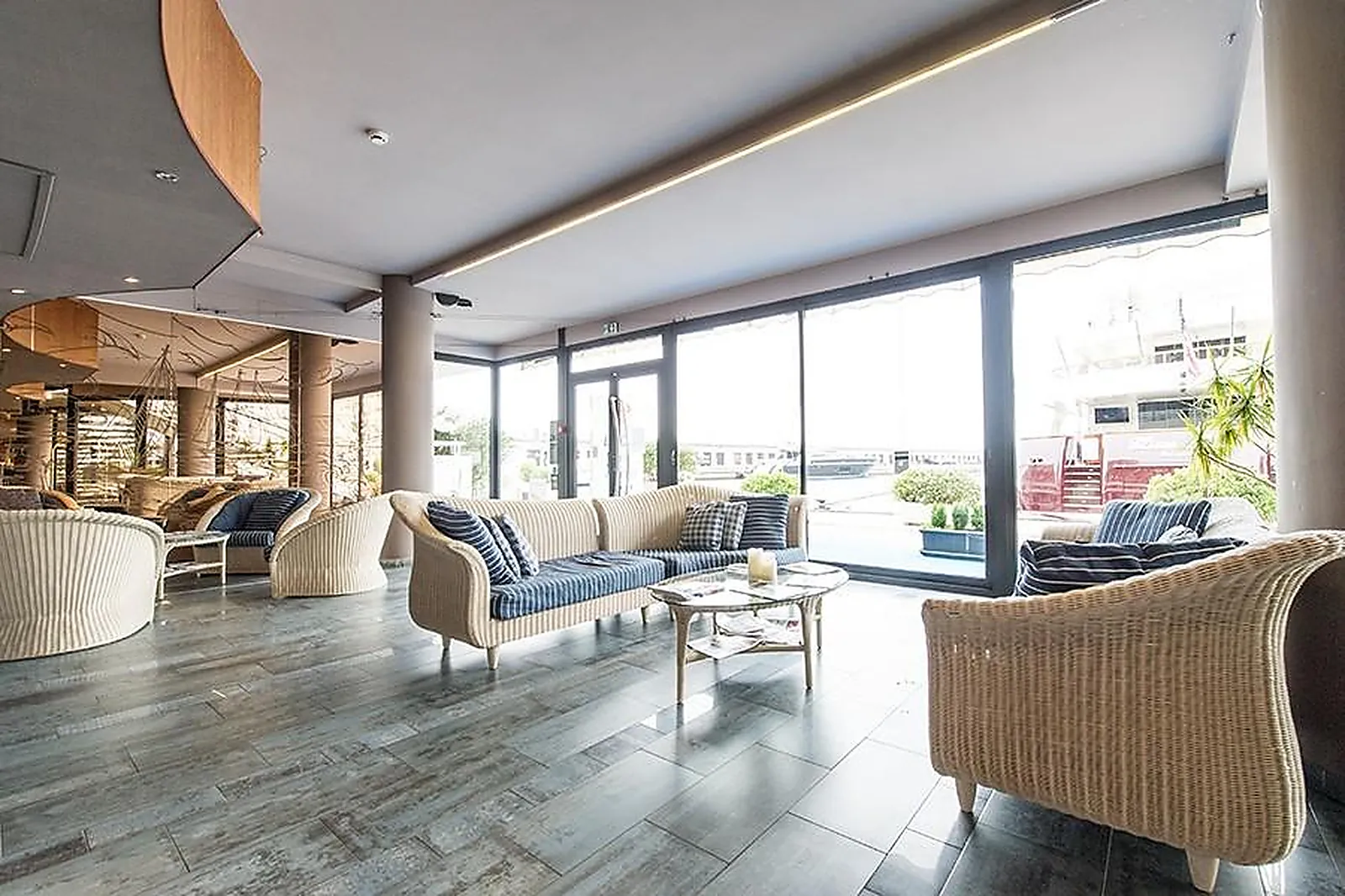 Lieux événementiels, LE QUAI DES PRINCES