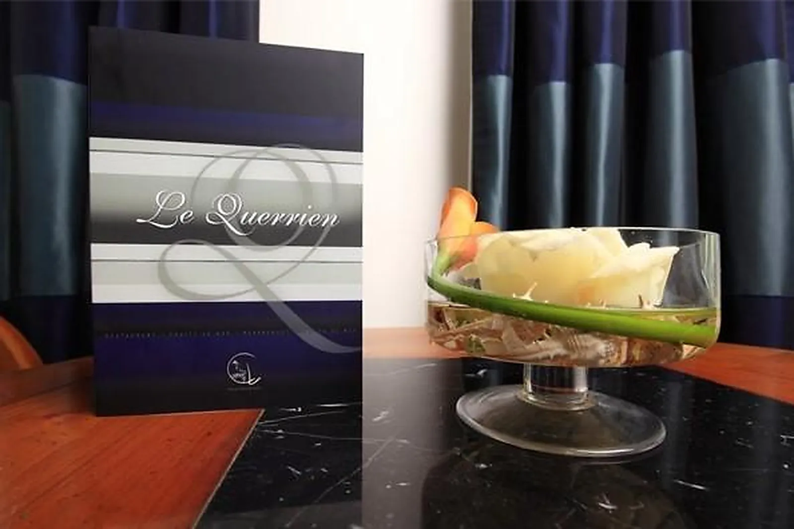 Lieux événementiels, LE QUERRIEN