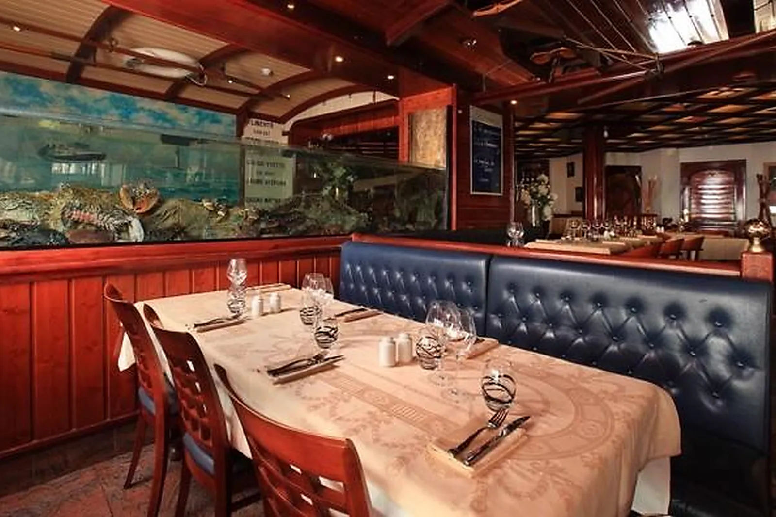 Lieux événementiels, LE QUERRIEN