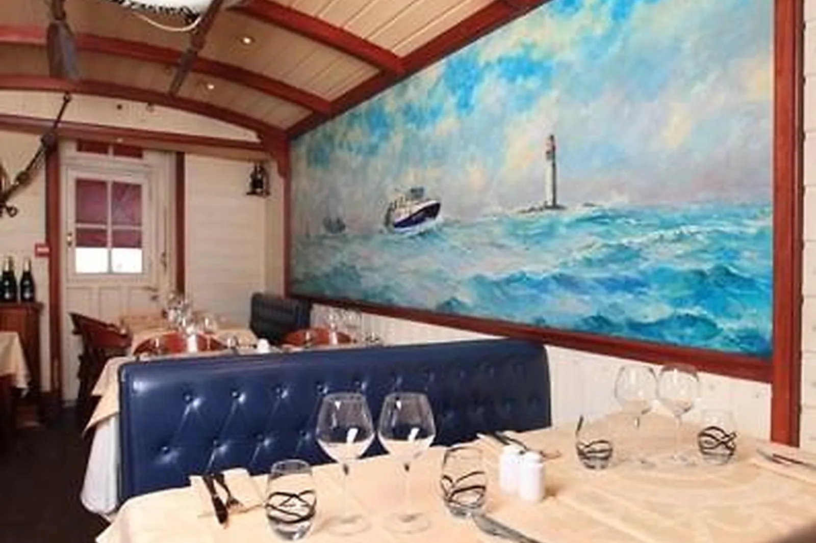 Lieux événementiels, LE QUERRIEN