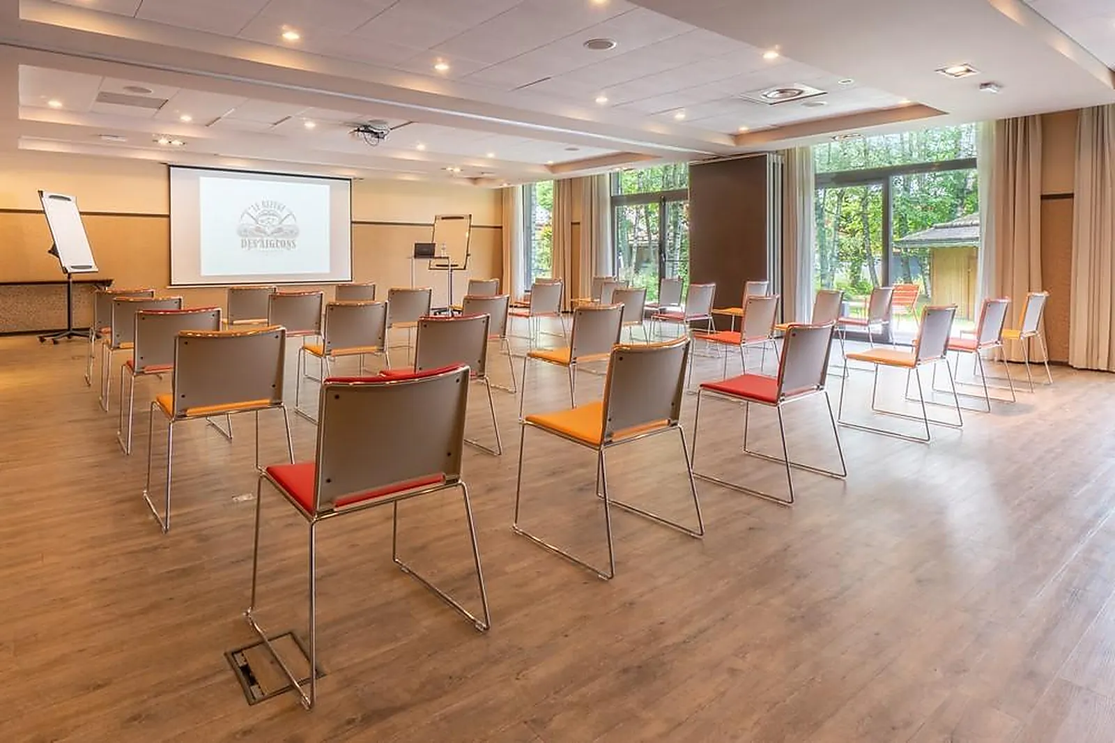 Lieux événementiels, LE REFUGE DES AIGLONS