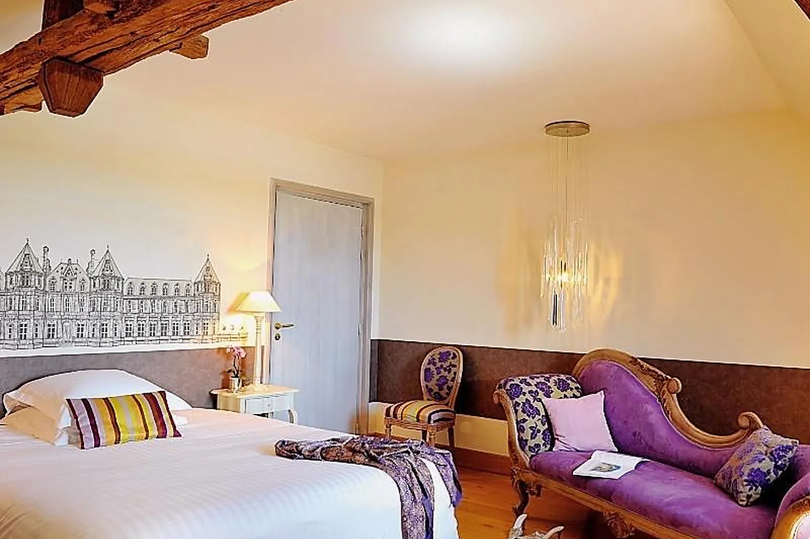 Lieux événementiels, LE RELAIS LOUIS XI