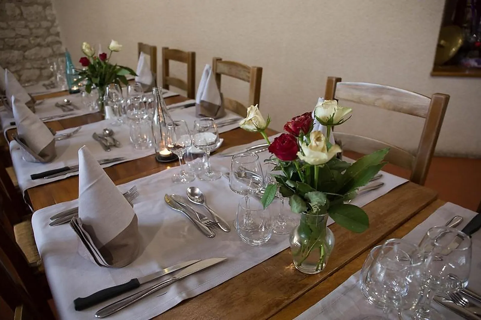 Lieux événementiels, LE RELAIS SAINT JACQUES DE TOURNOISIS