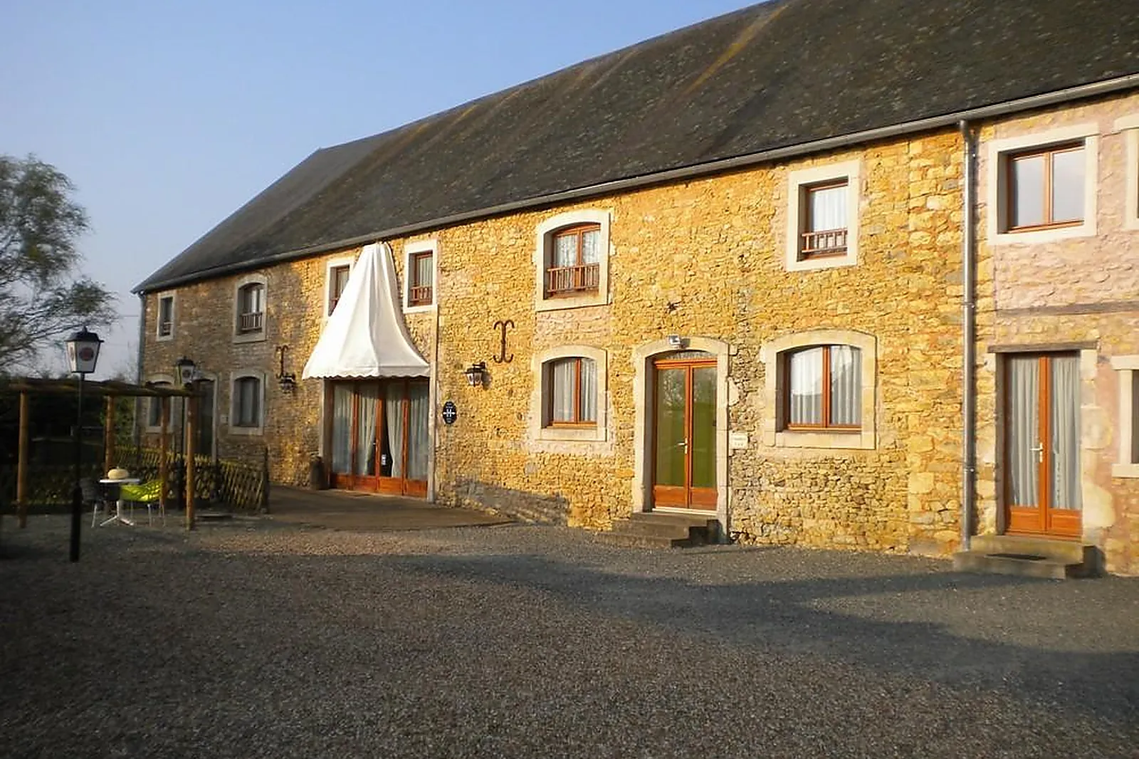 Lieux événementiels, LE RELAIS DE MALVOISINE