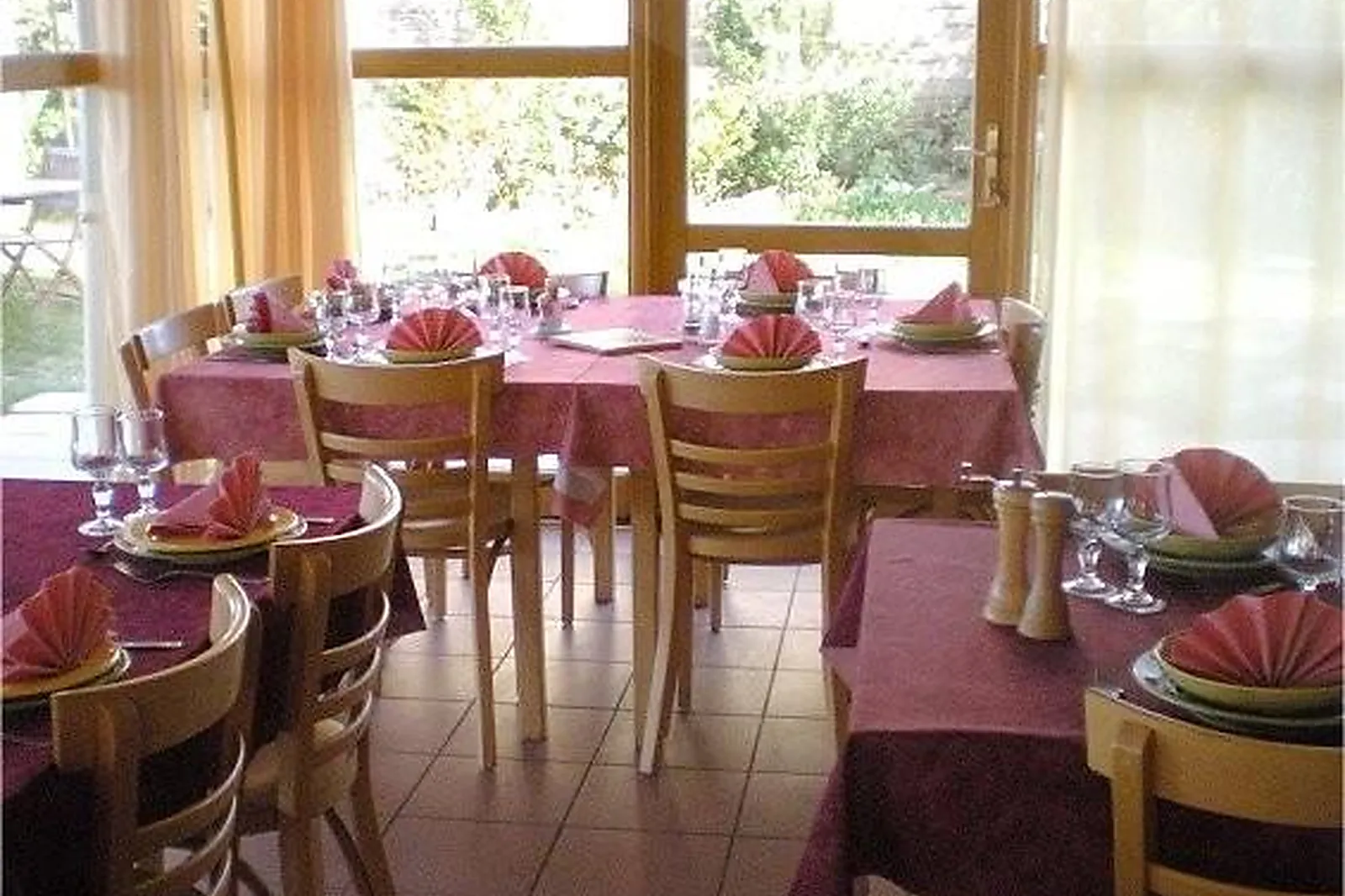 Lieux événementiels, LE RELAIS DE PALHERES