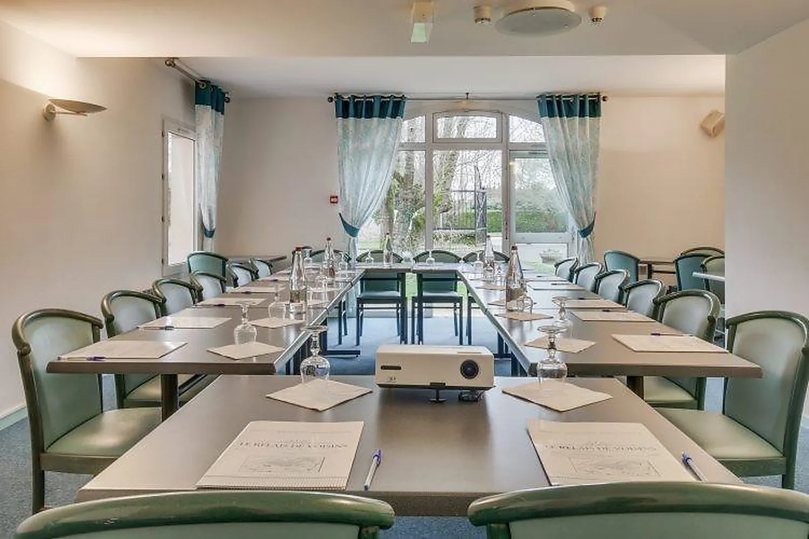 Lieux événementiels, LE RELAIS DE VOISINS