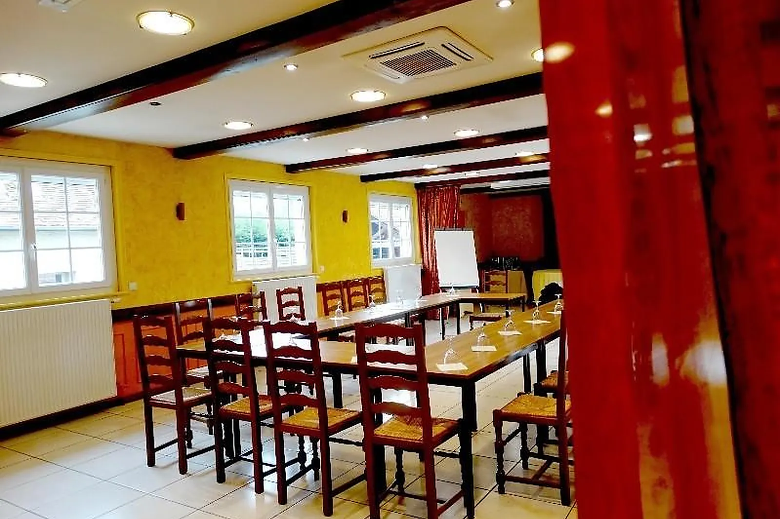 Lieux événementiels, LE RELAIS DE LA SANS FOND