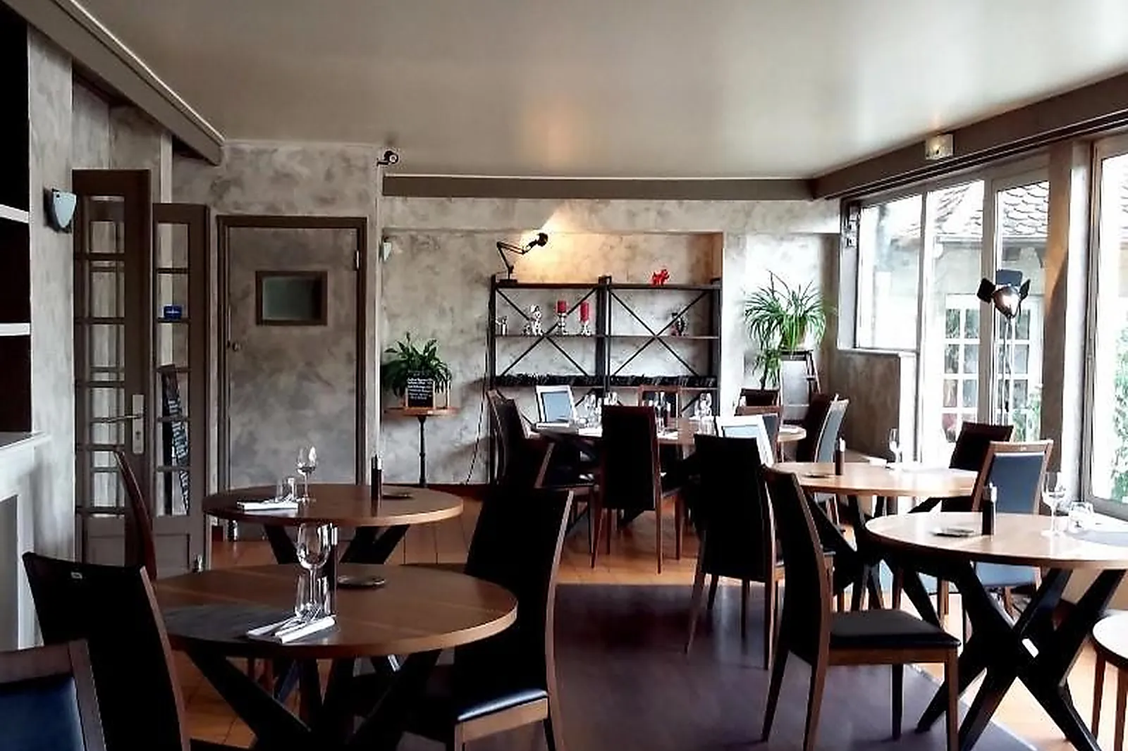 Lieux événementiels, LE RELAIS DE LA SANS FOND