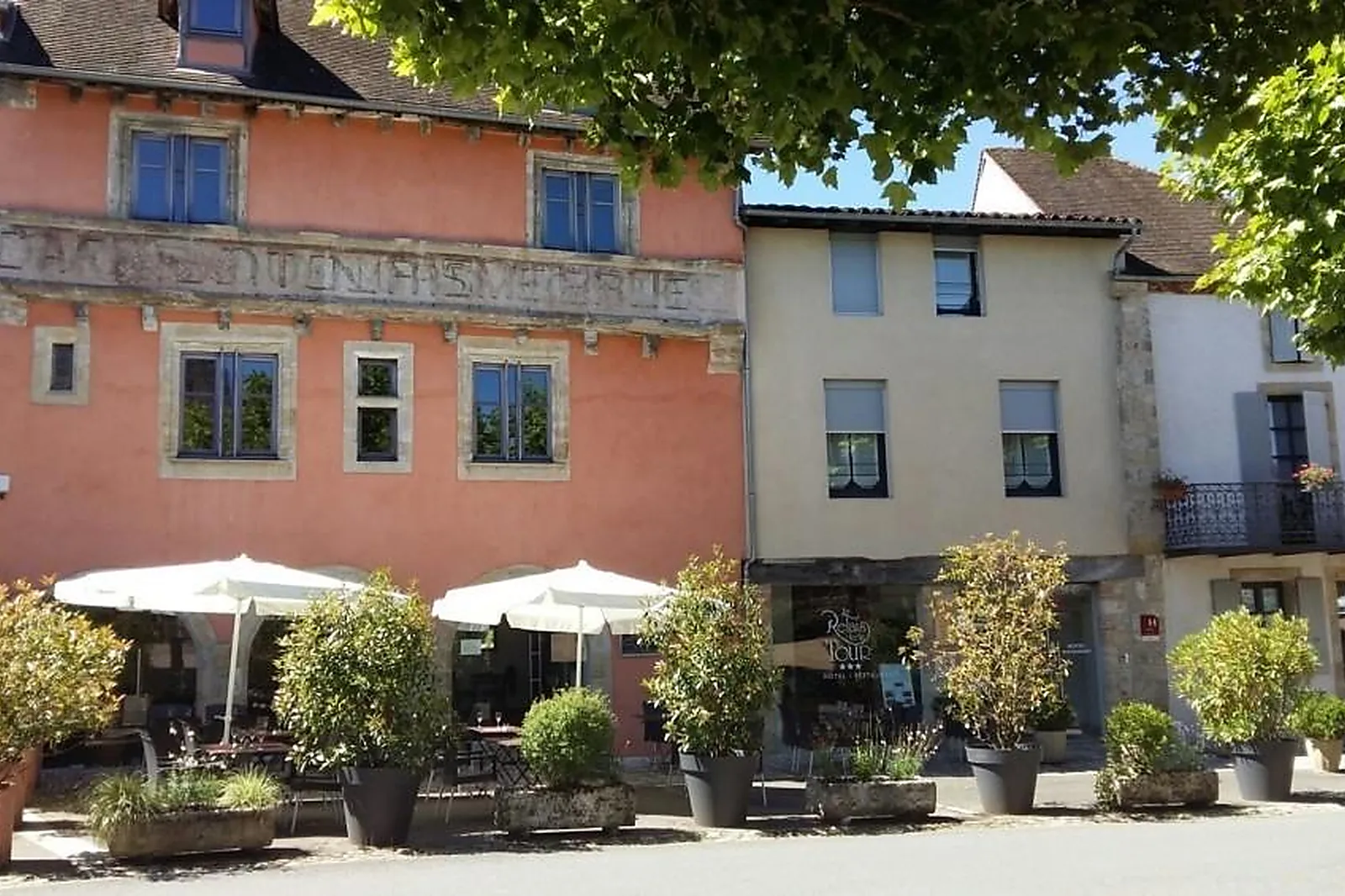 Lieux événementiels, LE RELAIS DE LA TOUR