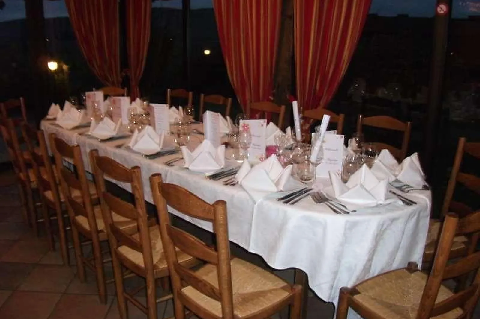 Lieux événementiels, LE RELAIS DES CINQ CHÂTEAUX