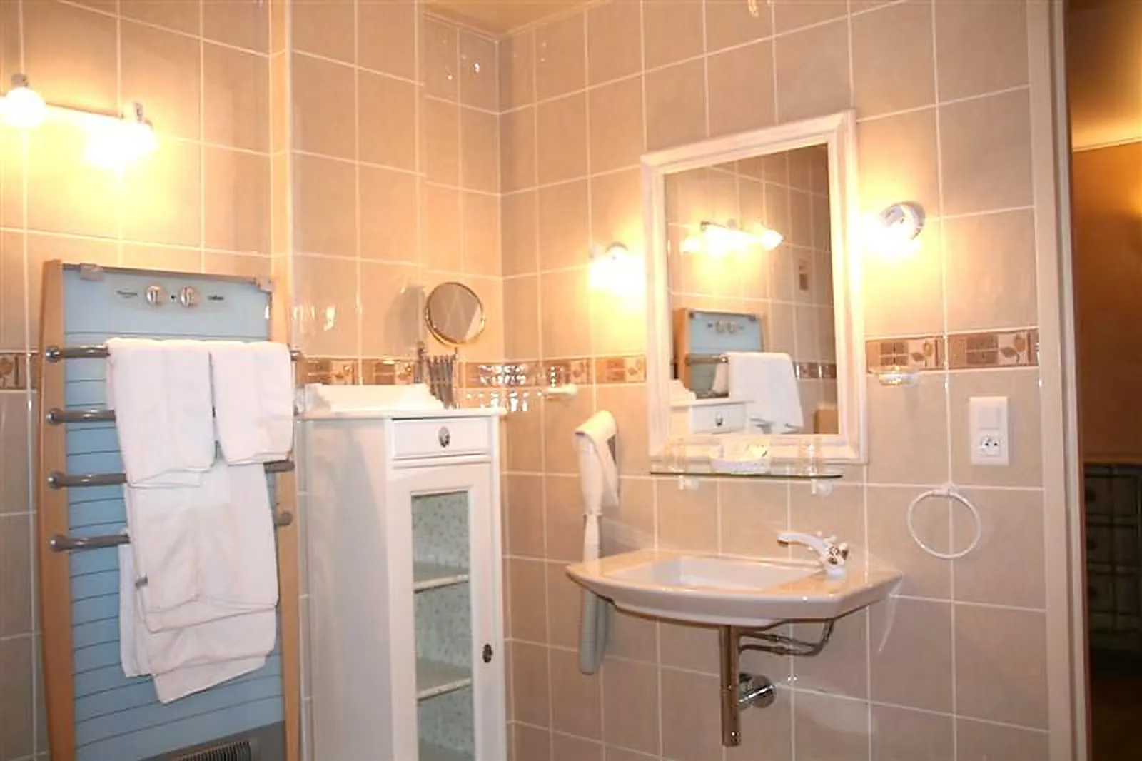 Lieux événementiels, LE RELAIS DES CINQ CHÂTEAUX