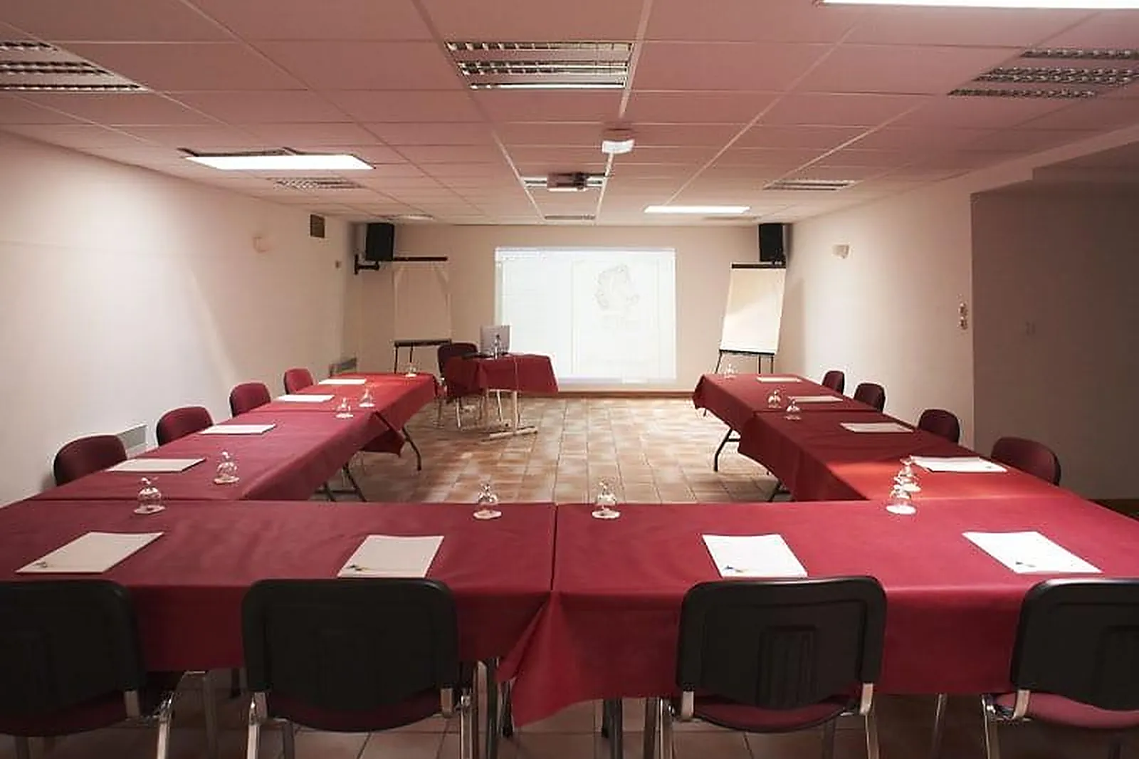 Lieux événementiels, LE RELAIS DU BELLAY