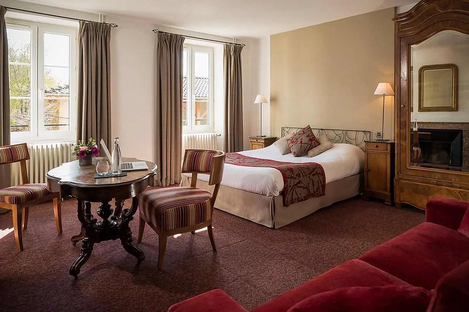 Lieux événementiels, LE RELAIS DU ÇATEY