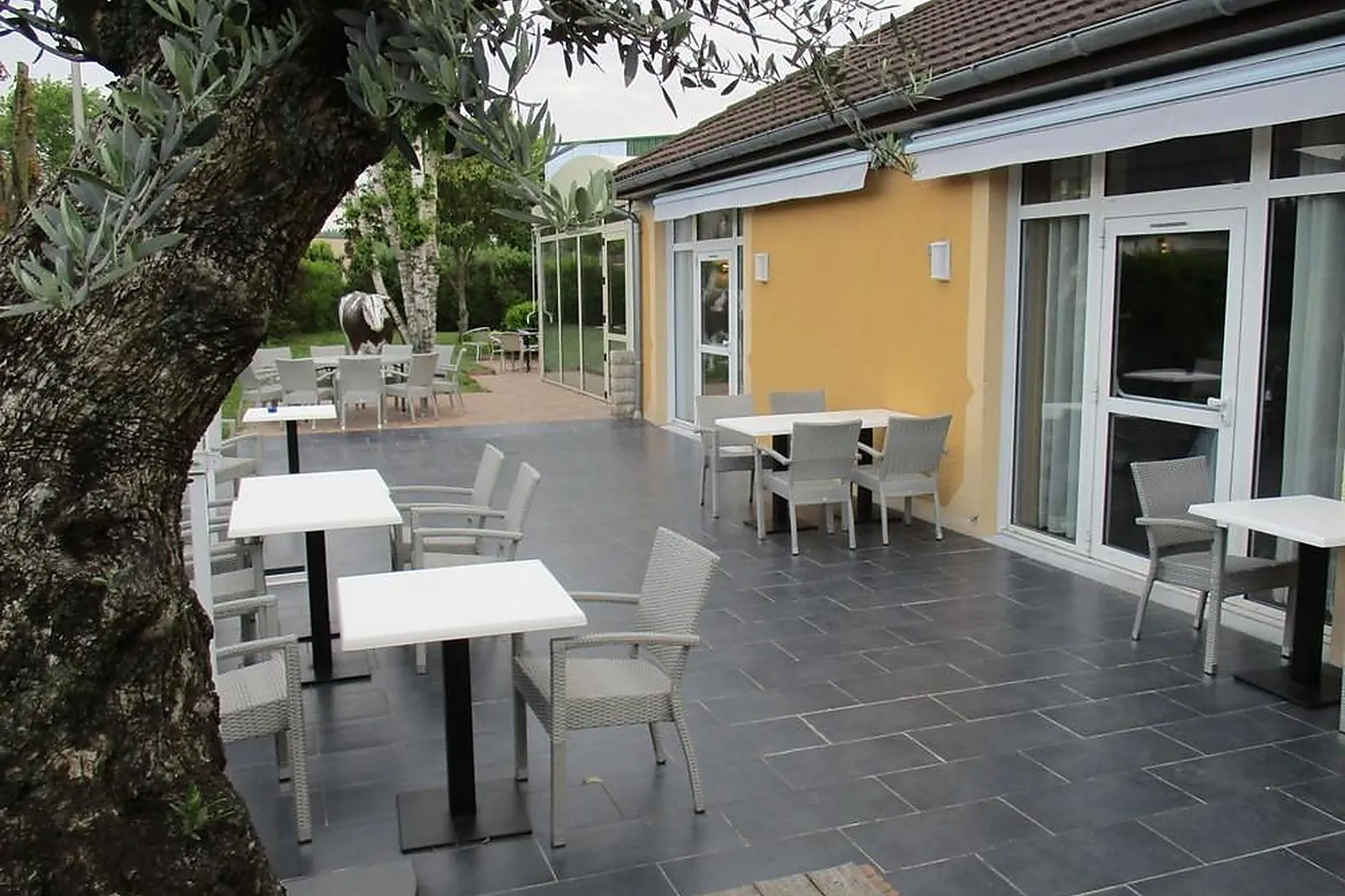 Lieux événementiels, LE RELAIS DU PARISIS