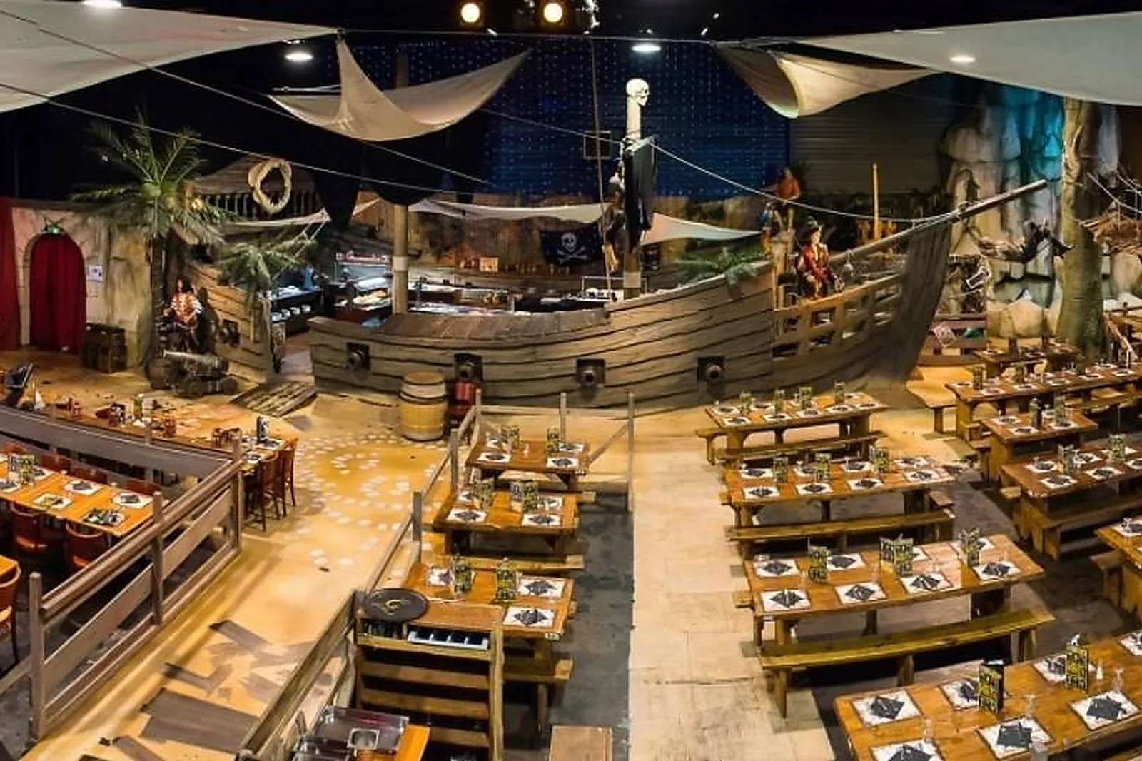 Lieux événementiels, LE REPÈRE DES PIRATES