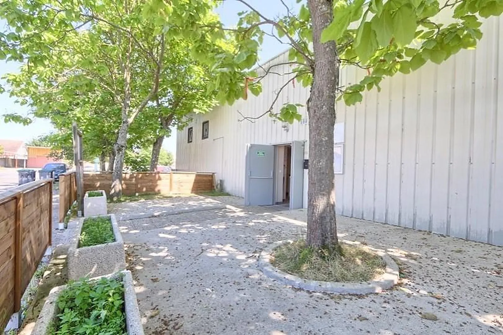 Lieux événementiels, LE REQUIEM