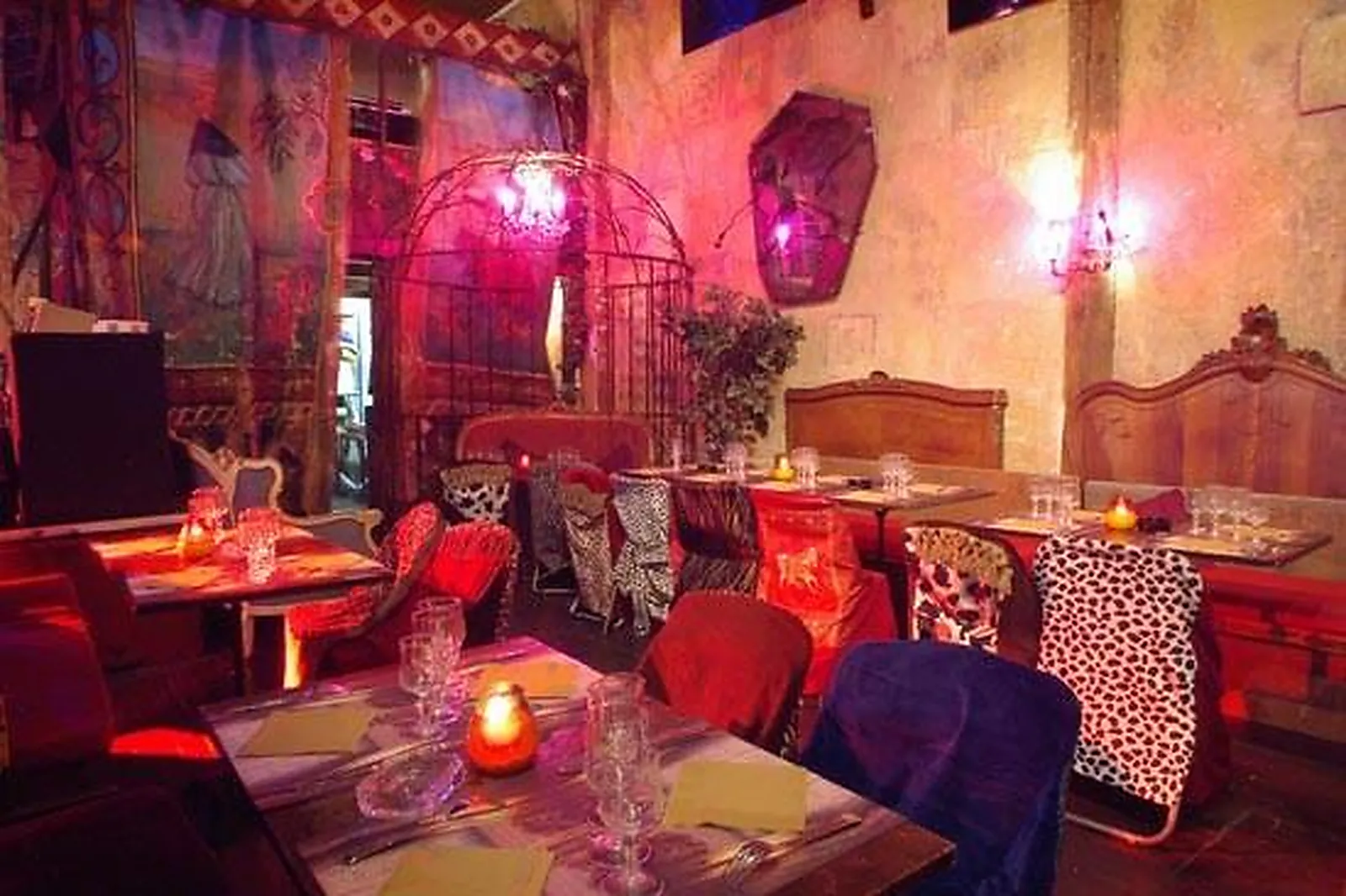 Lieux événementiels, LE RÉSERVOIR