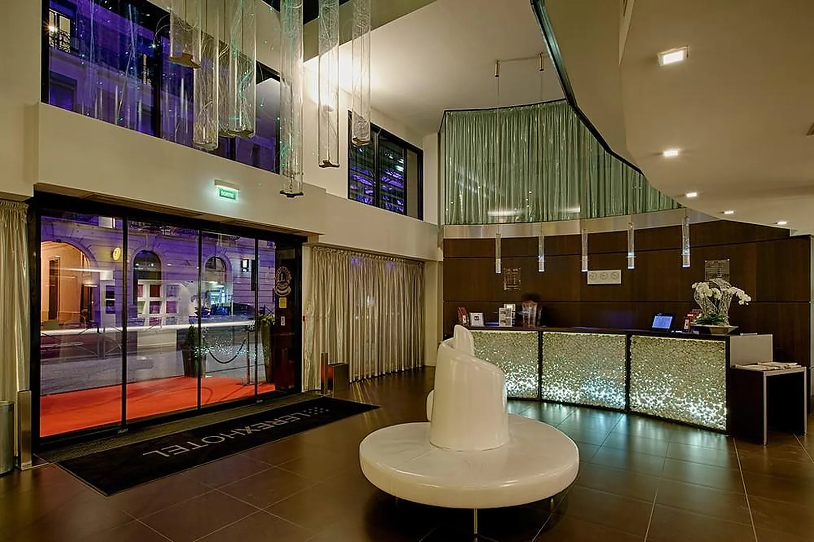 Lieux événementiels, LE REX HÔTEL