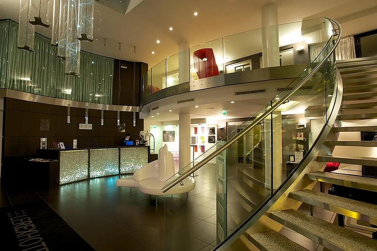 Lieux événementiels, LE REX HÔTEL