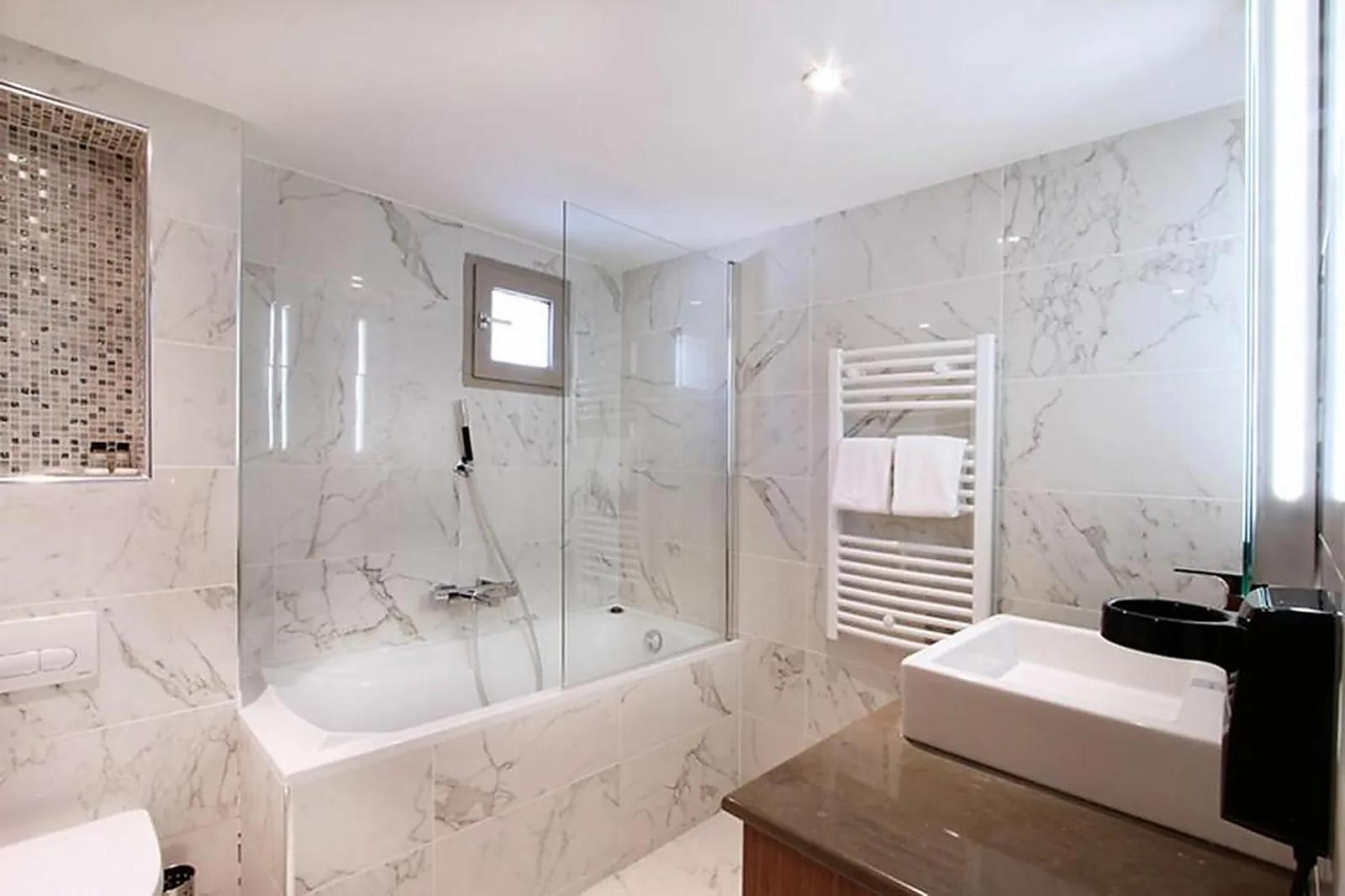 Lieux événementiels, LE RHUL