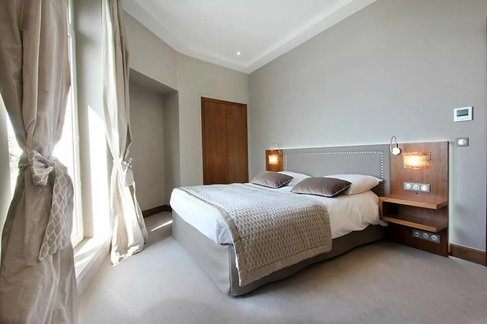 Lieux événementiels, LE RHUL