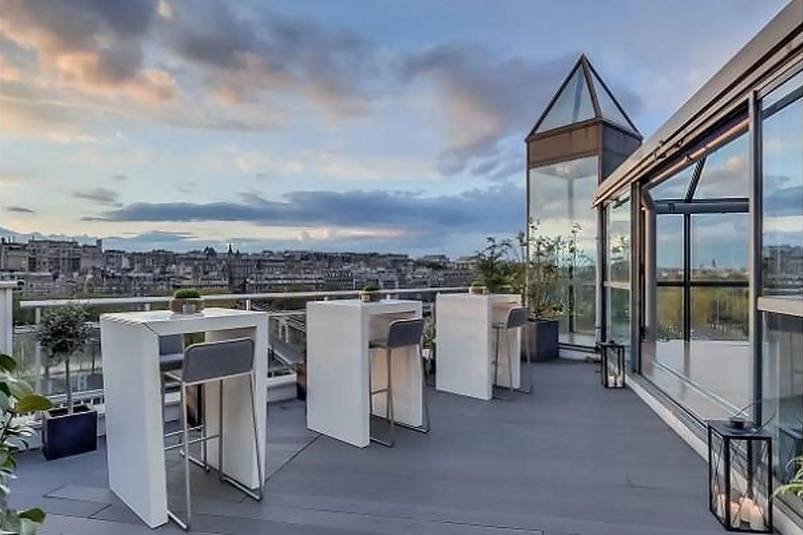 Lieux événementiels, LE ROOFTOP 15