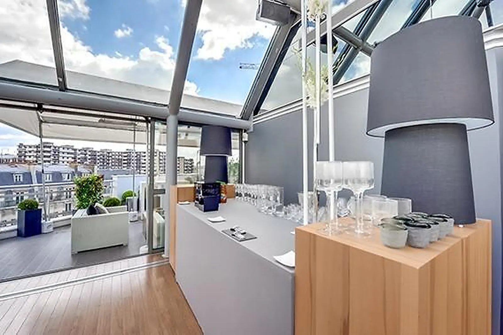 Lieux événementiels, LE ROOFTOP 15