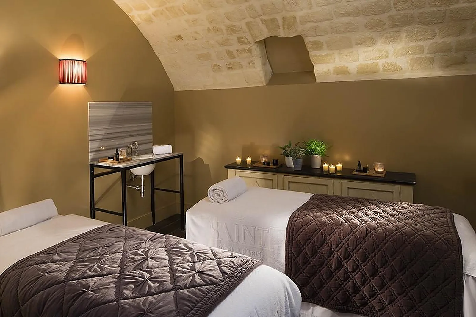 Lieux événementiels, LE SAINT