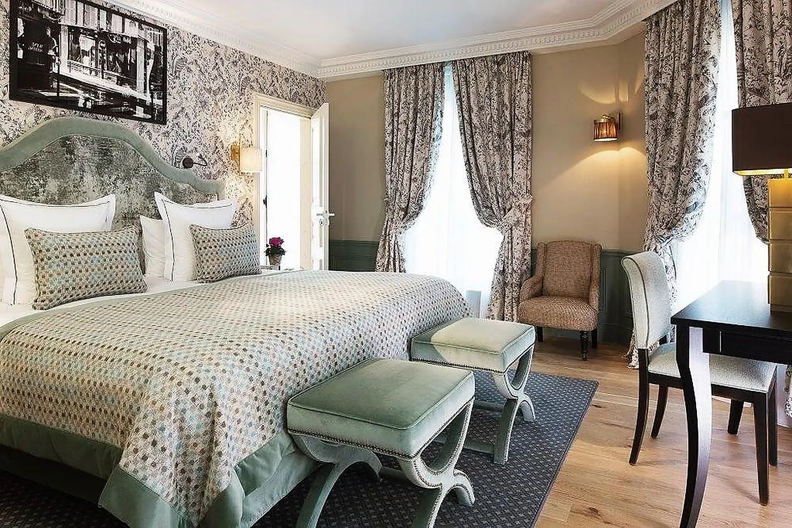 Lieux événementiels, LE SAINT