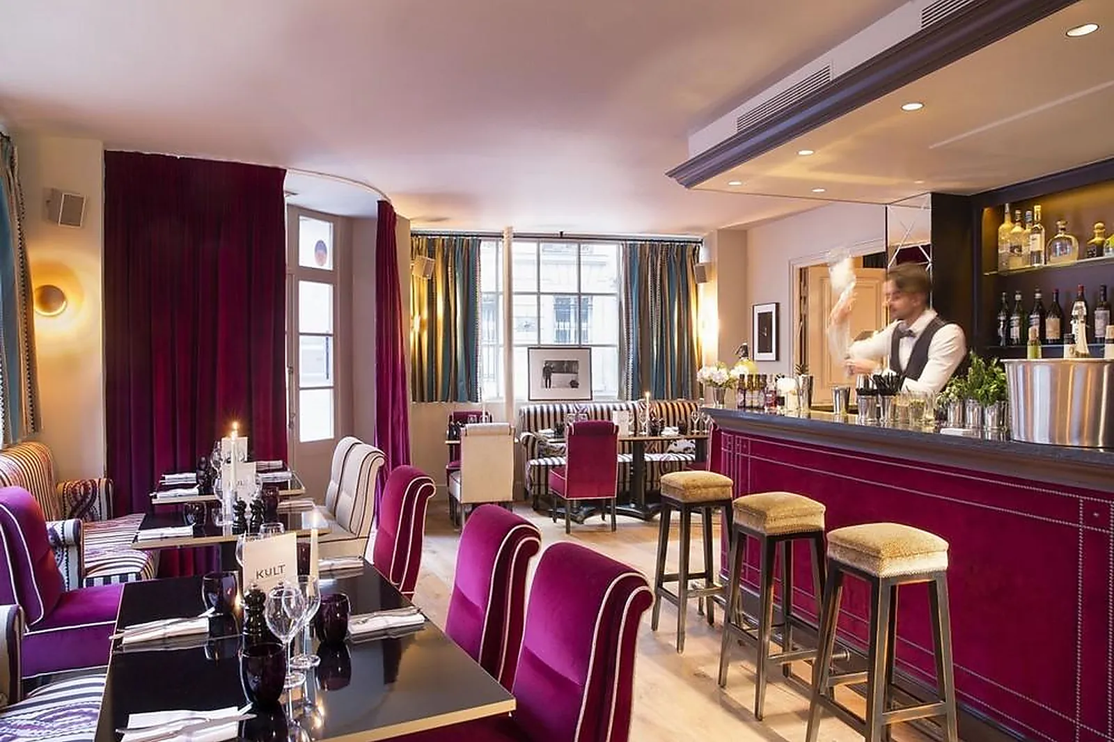 Lieux événementiels, LE SAINT