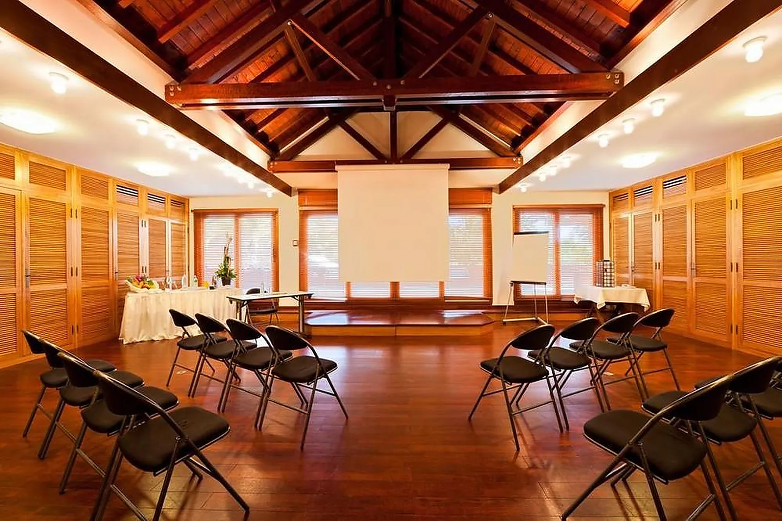 Lieux événementiels, LE SAINT ALEXIS HOTEL ET SPA