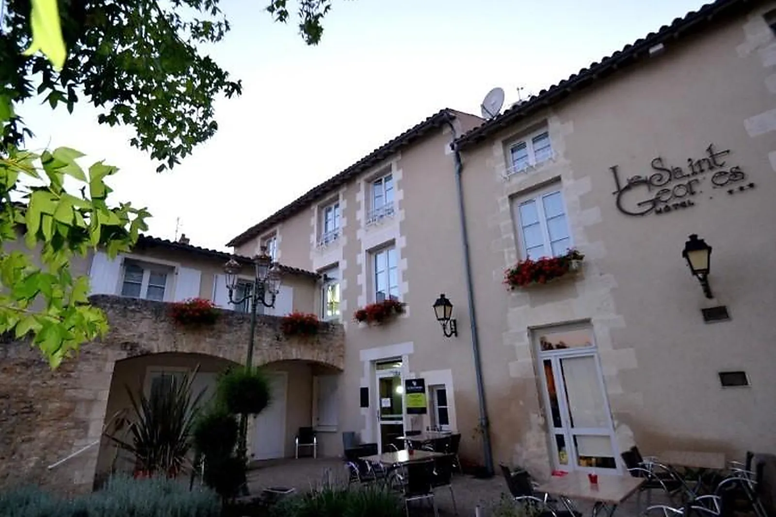 Lieux événementiels, LE SAINT GEORGES DE VIVONNE