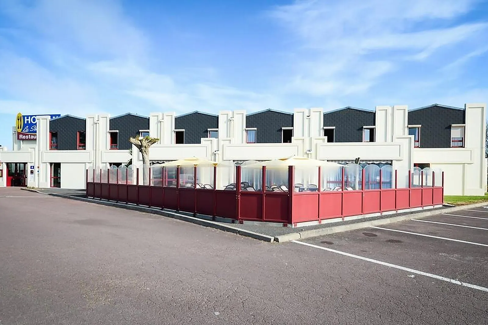 Lieux événementiels, LE SAINTE-MÈRE