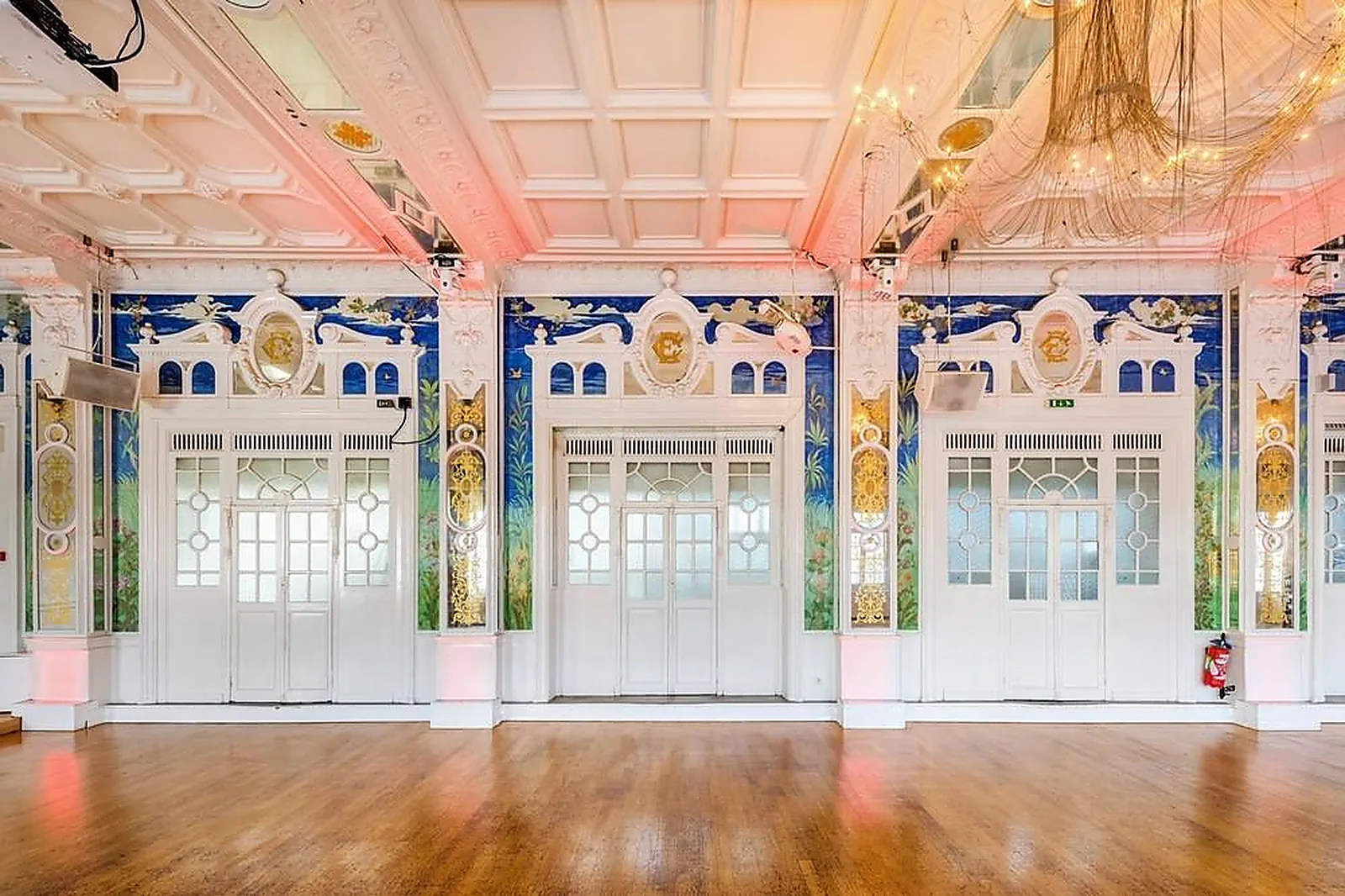 Lieux événementiels, LE SALON DES MIROIRS