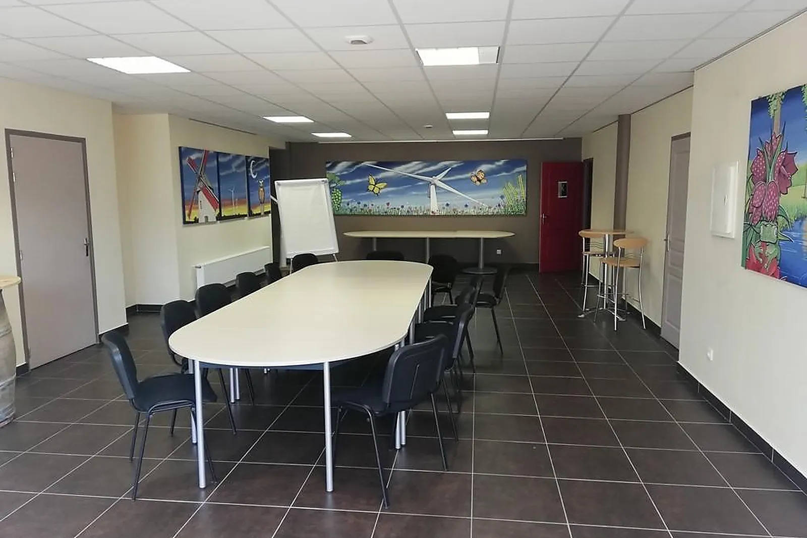 Lieux événementiels, LE SALTIMBANQUE