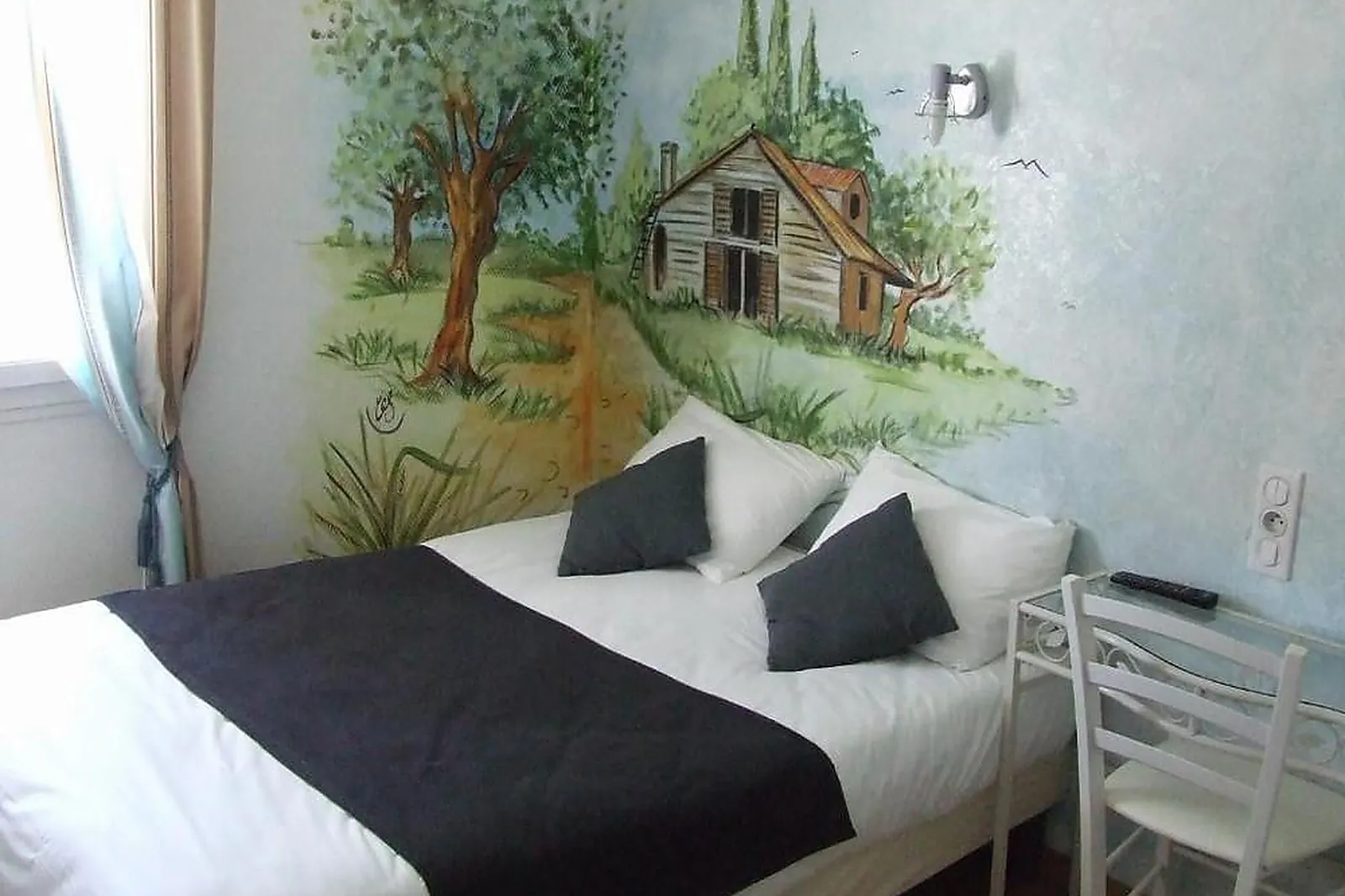 Lieux événementiels, LE SARAC HÔTEL ET BUSINESS