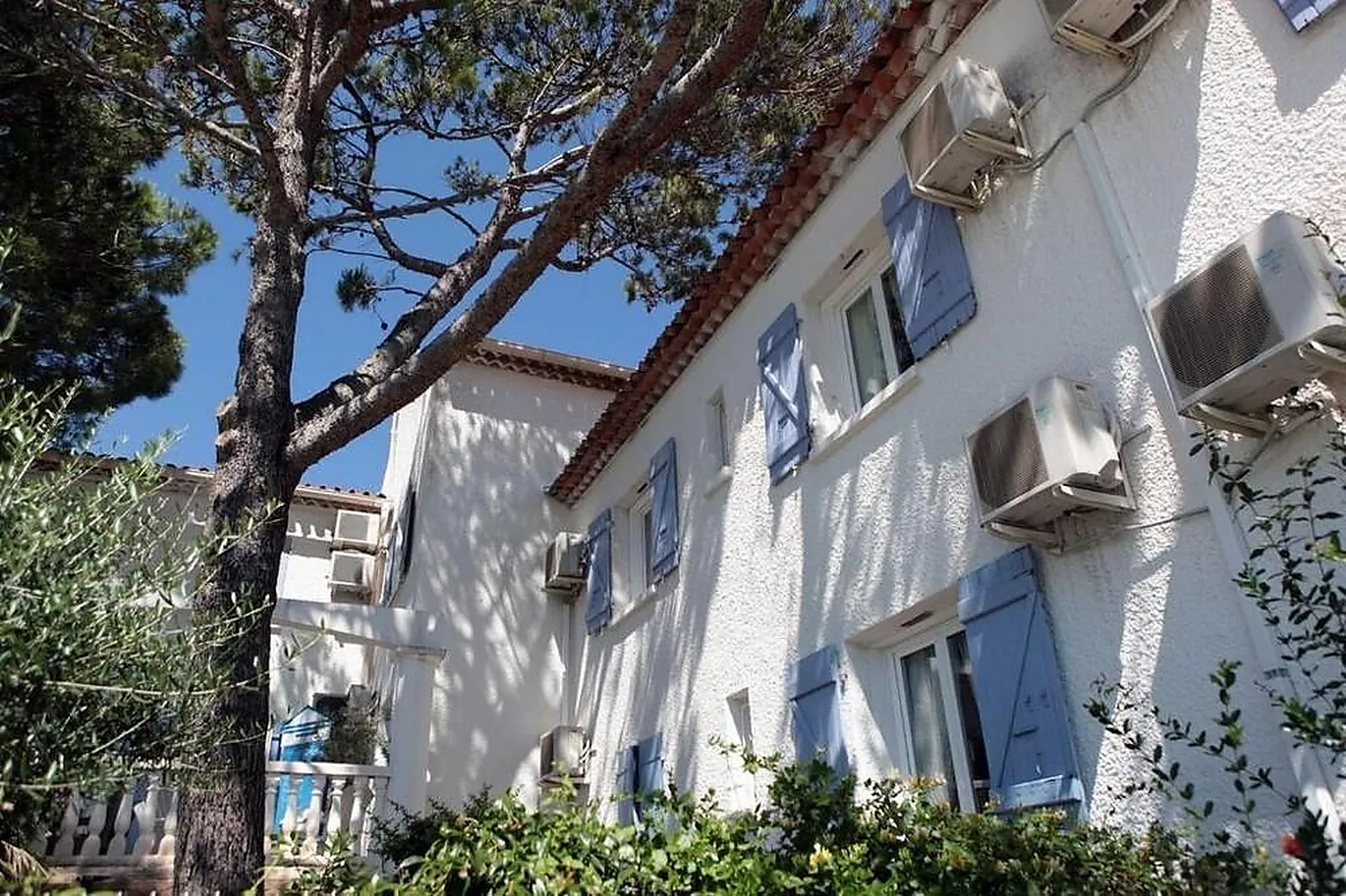 Lieux événementiels, LE SARAC HÔTEL ET BUSINESS