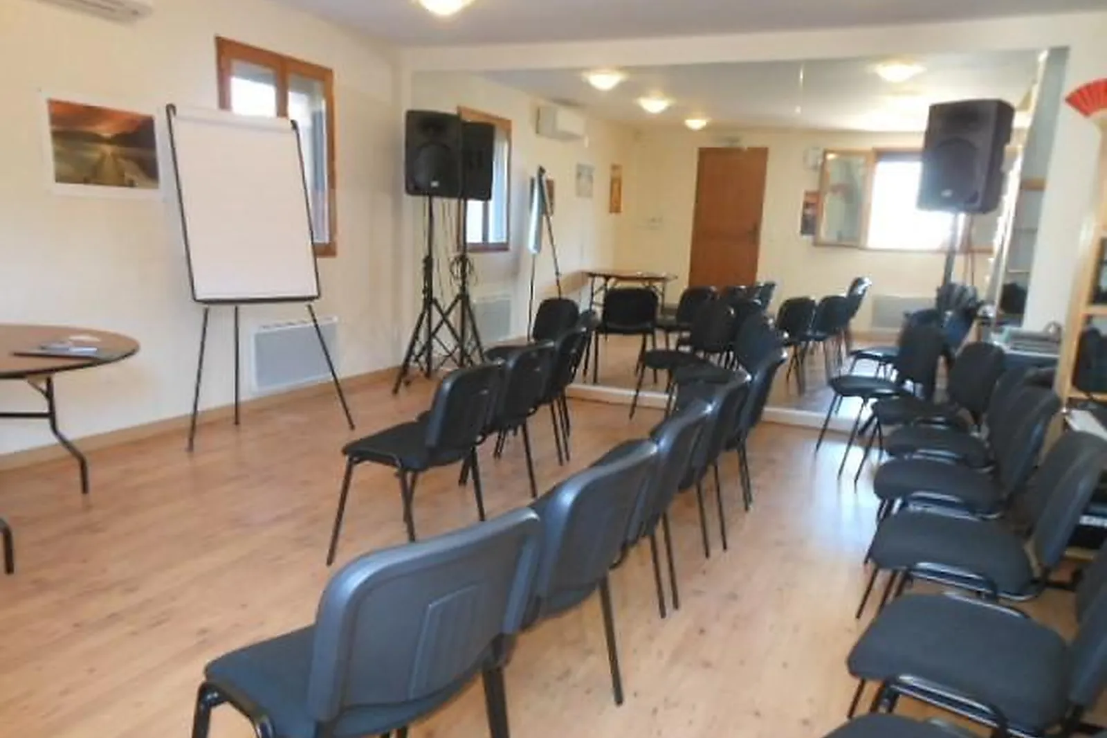 Lieux événementiels, LE SARROU