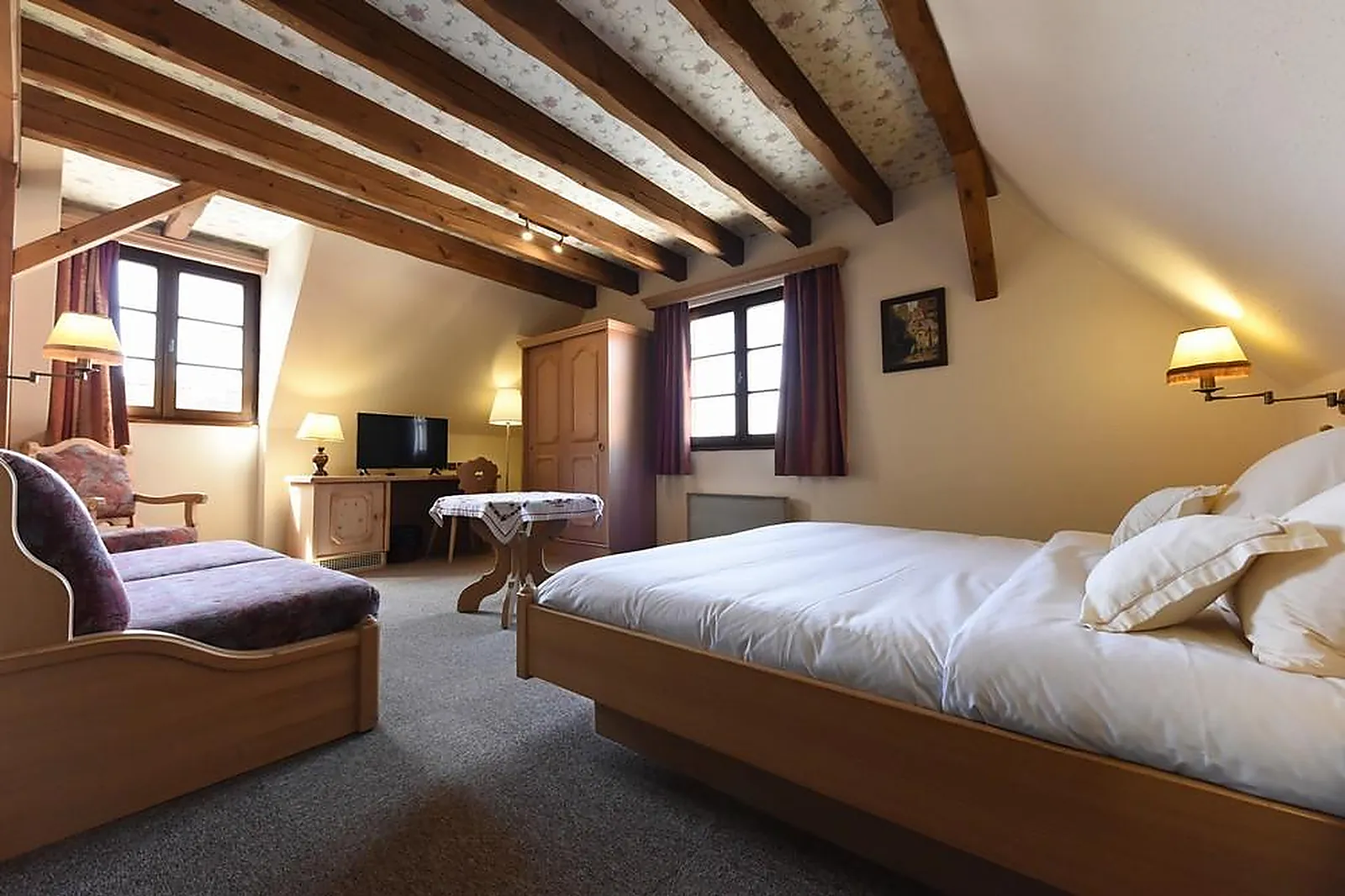 Lieux événementiels, LE SCHARRACH