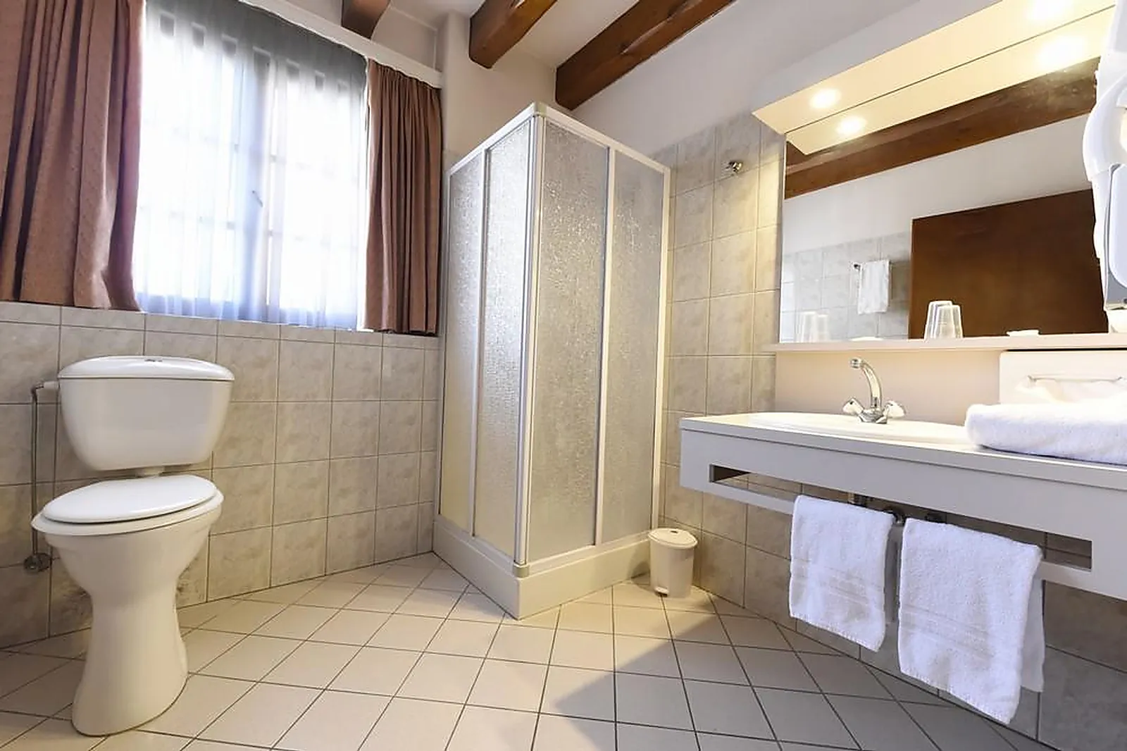 Lieux événementiels, LE SCHARRACH