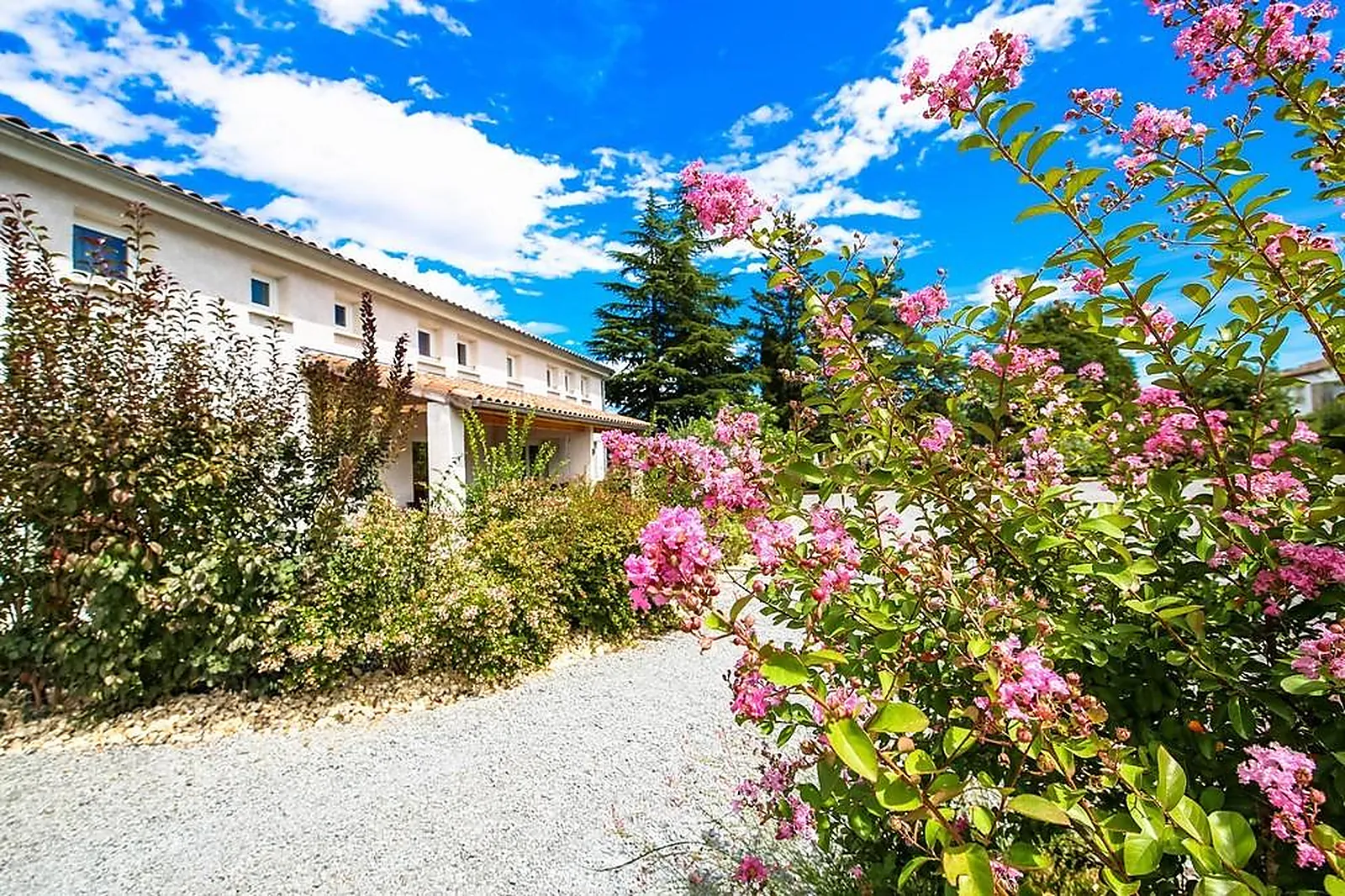 Lieux événementiels, LE SÉJOUR ARDÉCHOIS