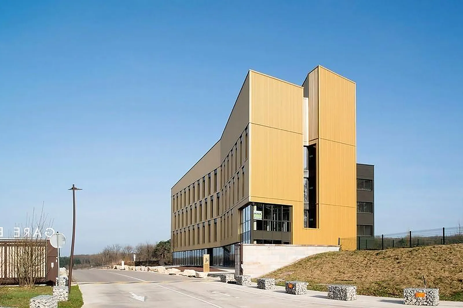 Lieux événementiels, LE SIGNAL