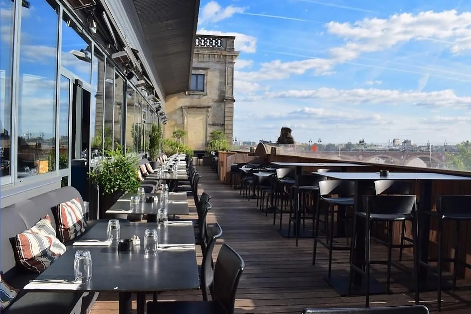 Lieux événementiels, LE SIMAN