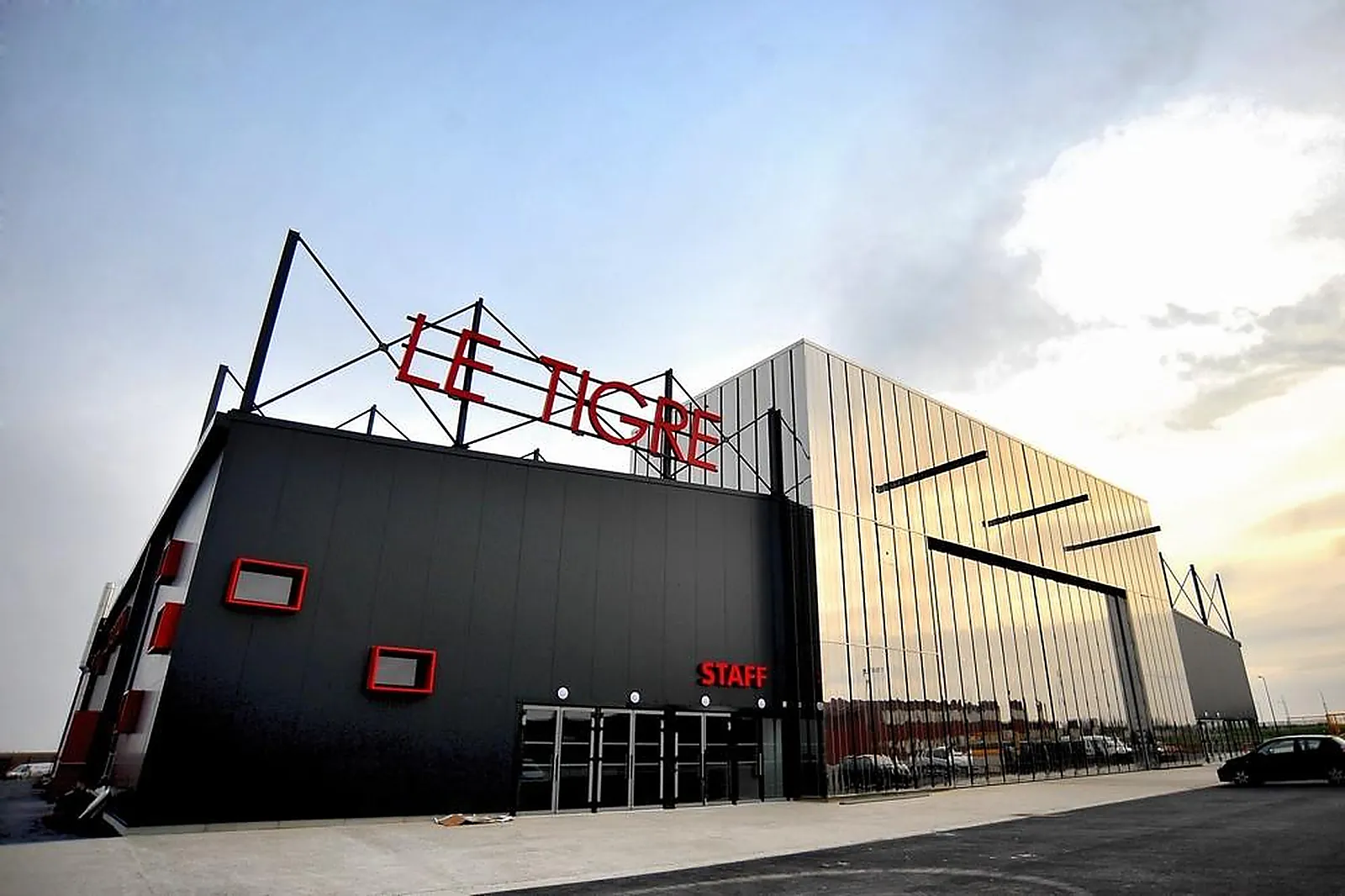 Lieux événementiels, LE TIGRE