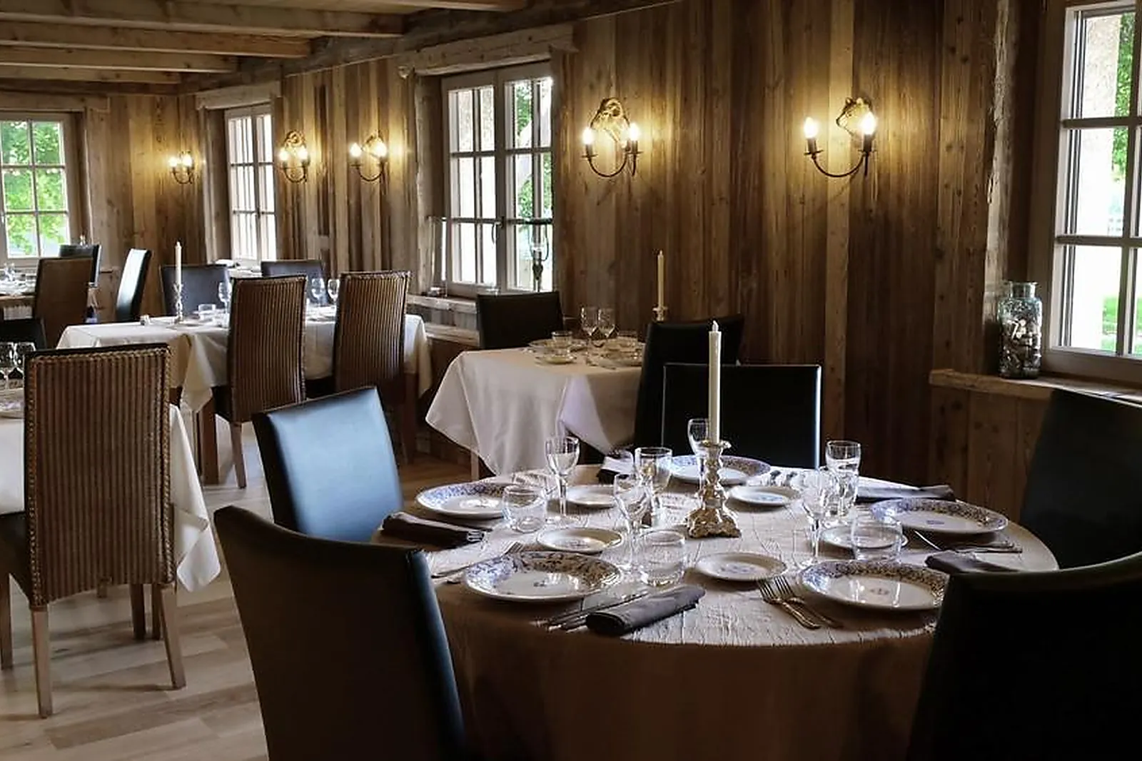 Lieux événementiels, LE TILLAU