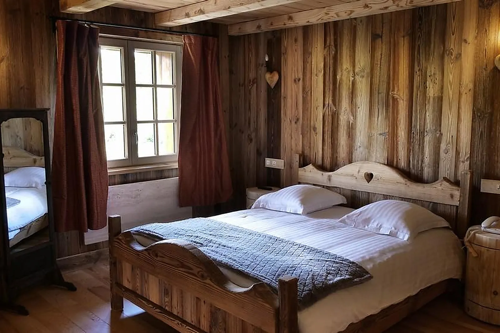 Lieux événementiels, LE TILLAU