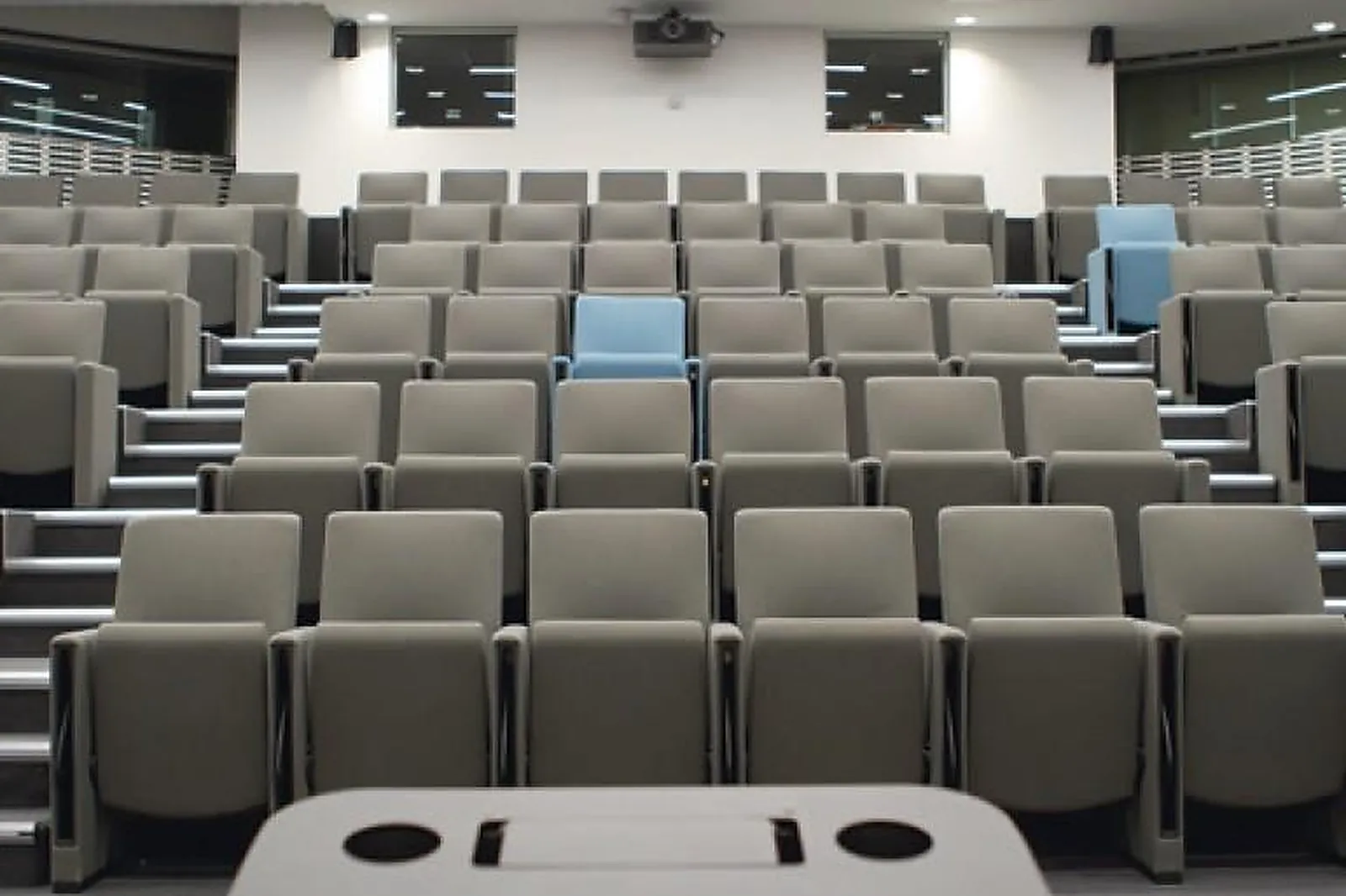 Lieux événementiels, LE TOIT DE LA GRANDE ARCHE