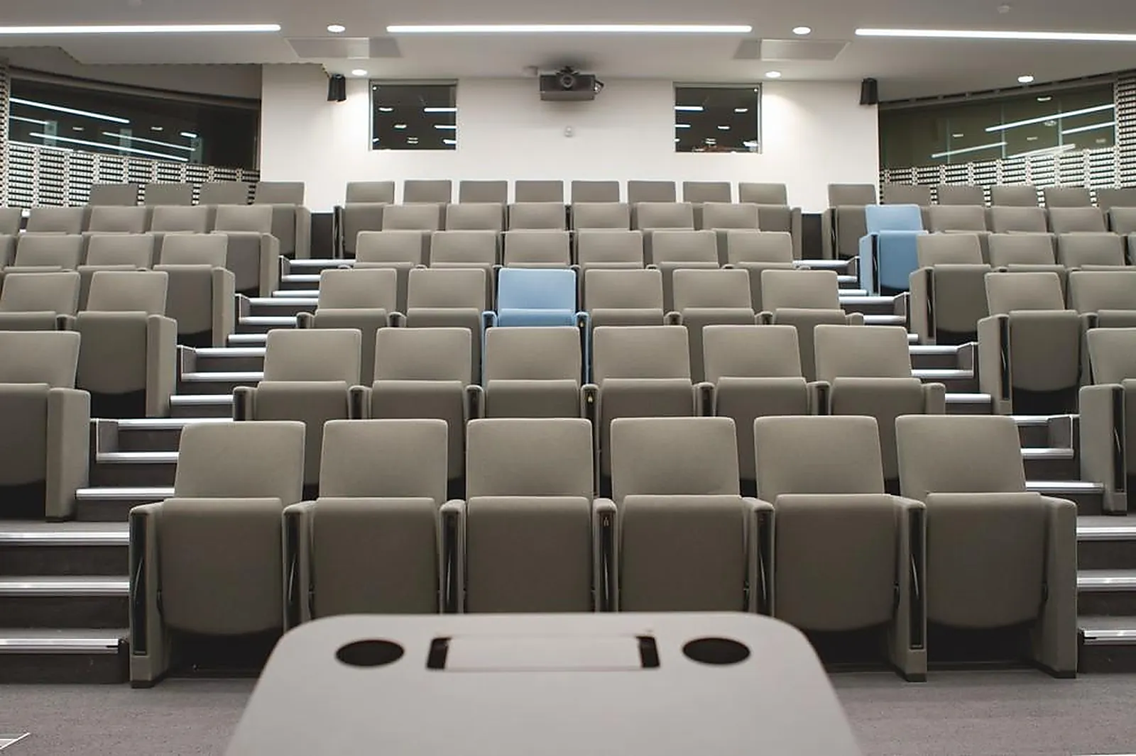 Lieux événementiels, LE TOIT DE LA GRANDE ARCHE